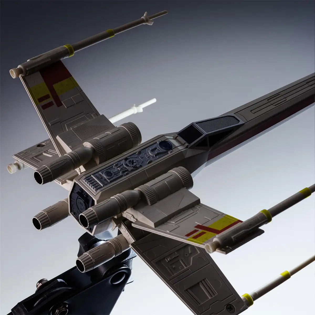 Lámpara X‑Wing